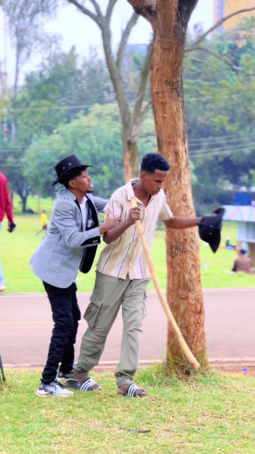 @Mo pranks