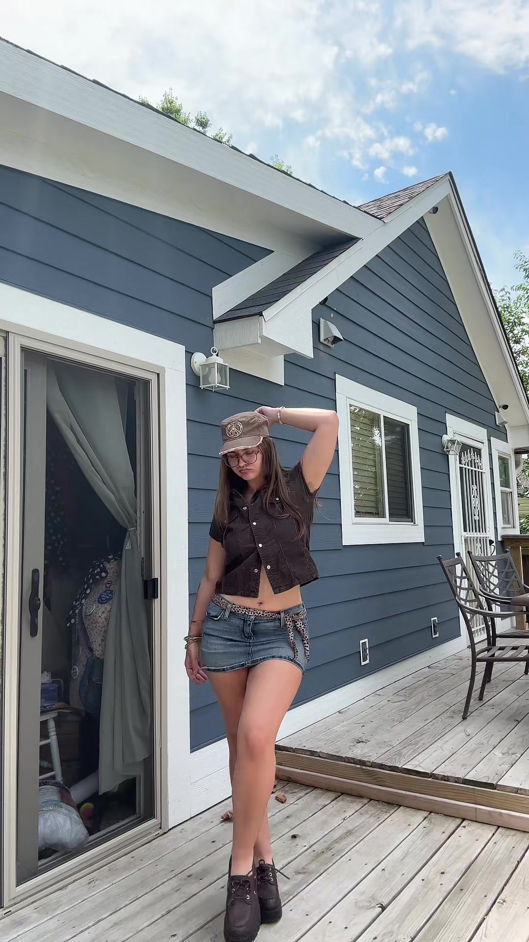 @bella