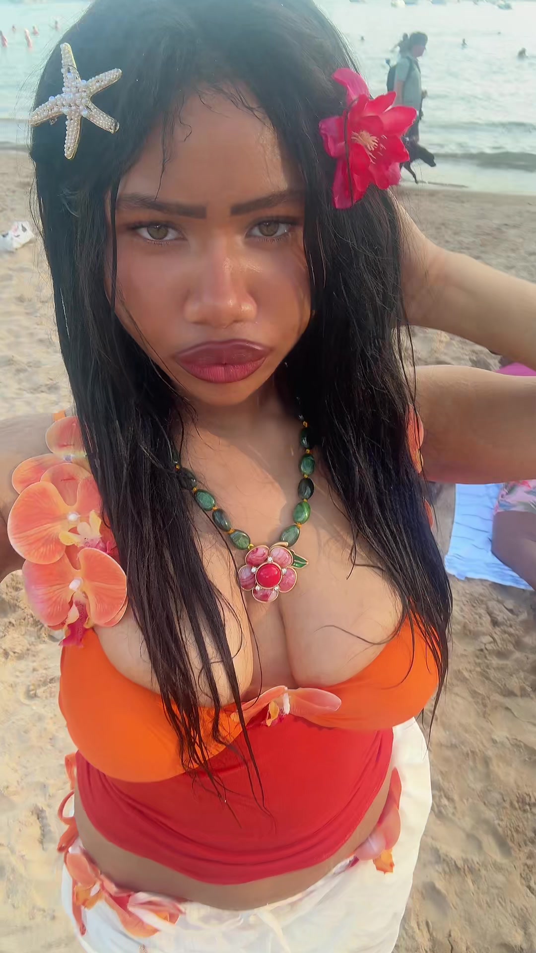 @Angel Leonoraah