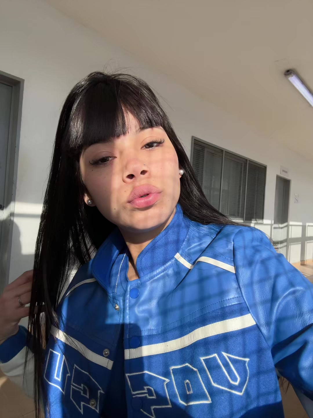 @vaaalll01_