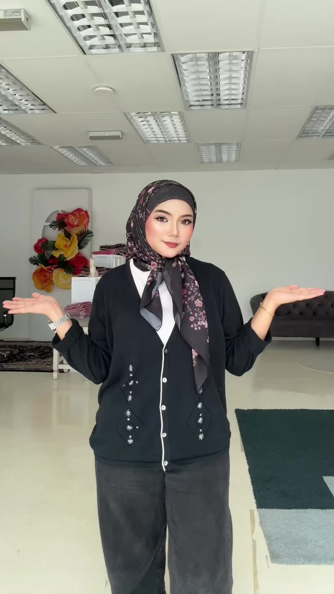 @HanamihijabsHQ