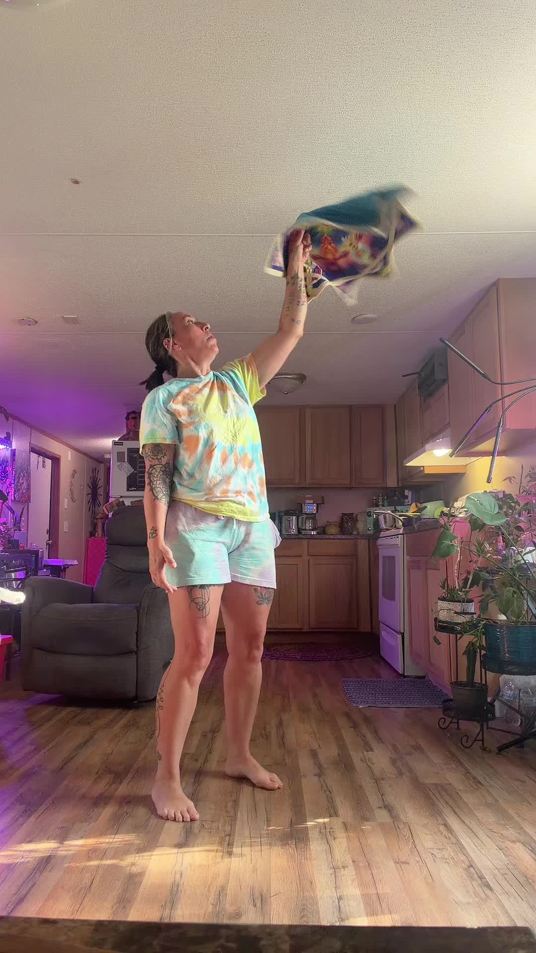 @Sarahbellum the Mad hoop&rsquo;rrrr