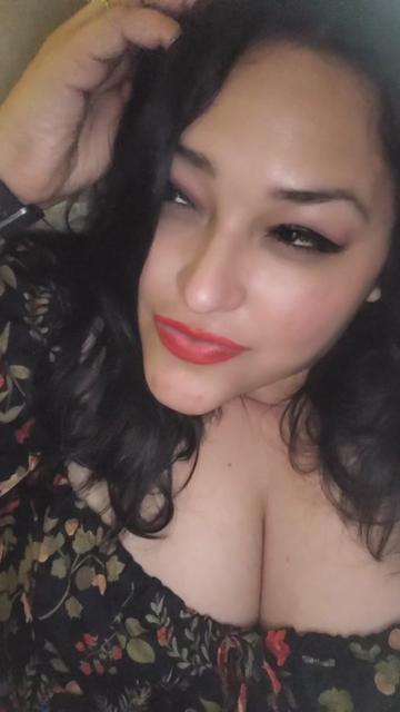 @👑HunnyBrat🍯