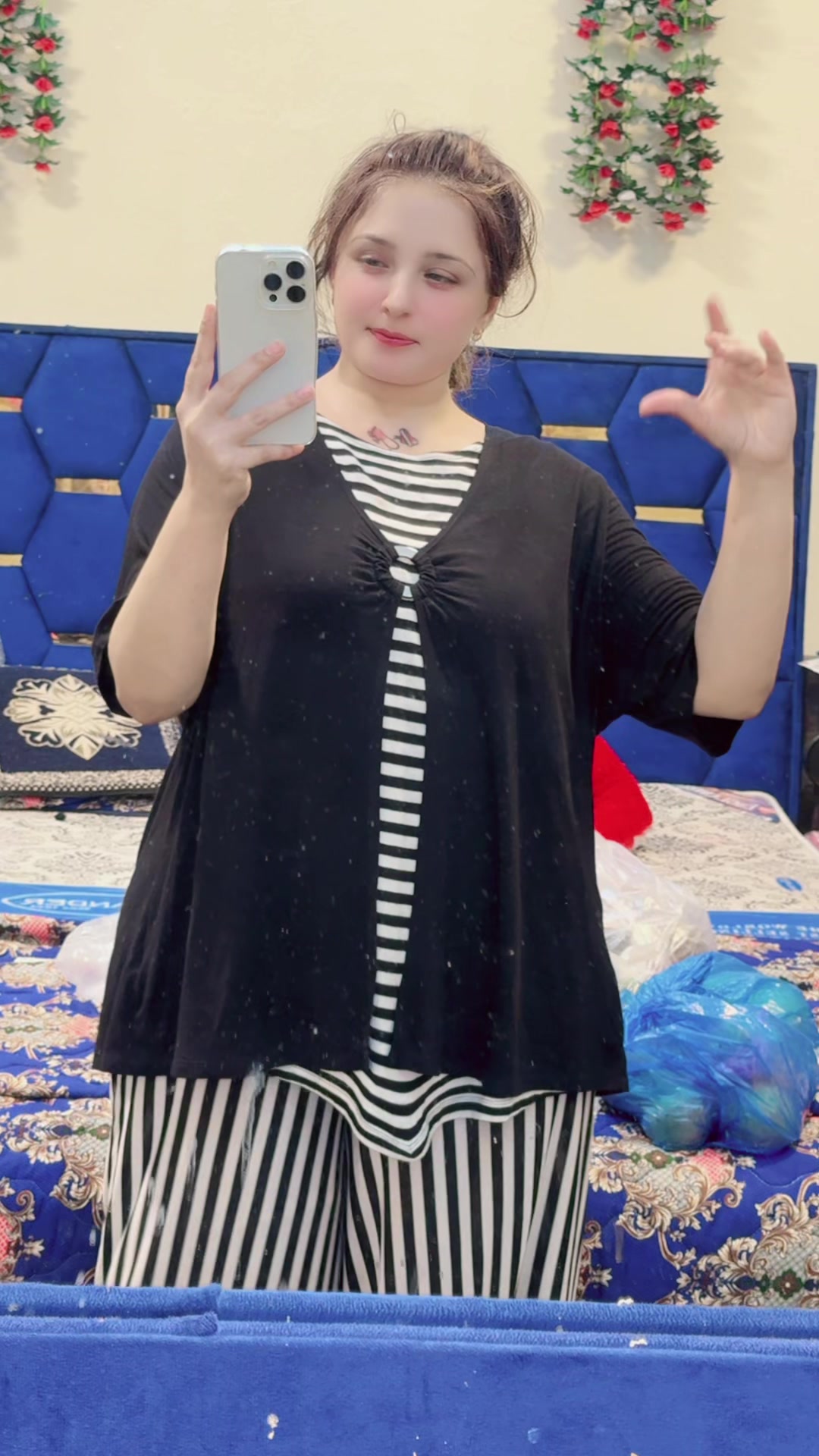 @zarosha_khan