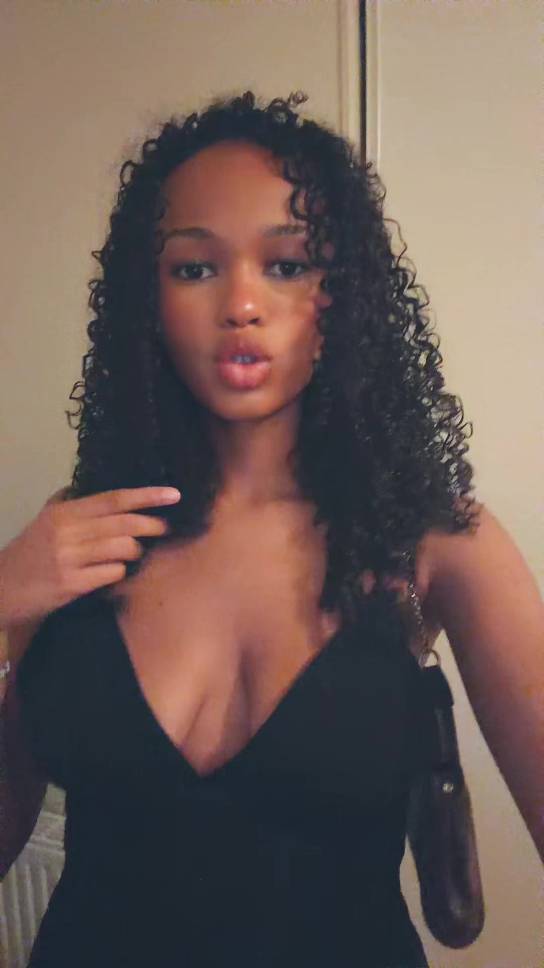 @lolaaa