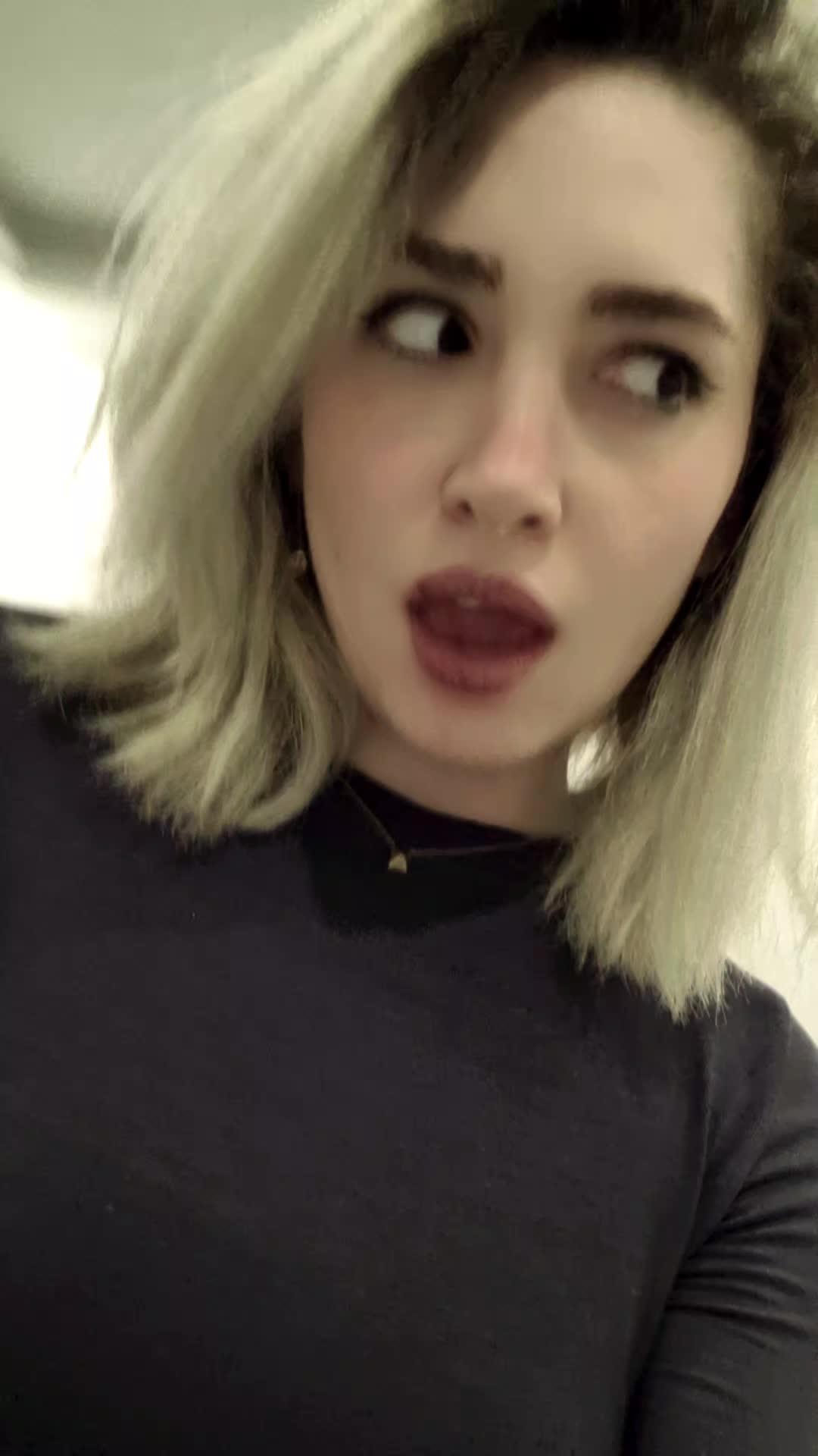 @evildayana