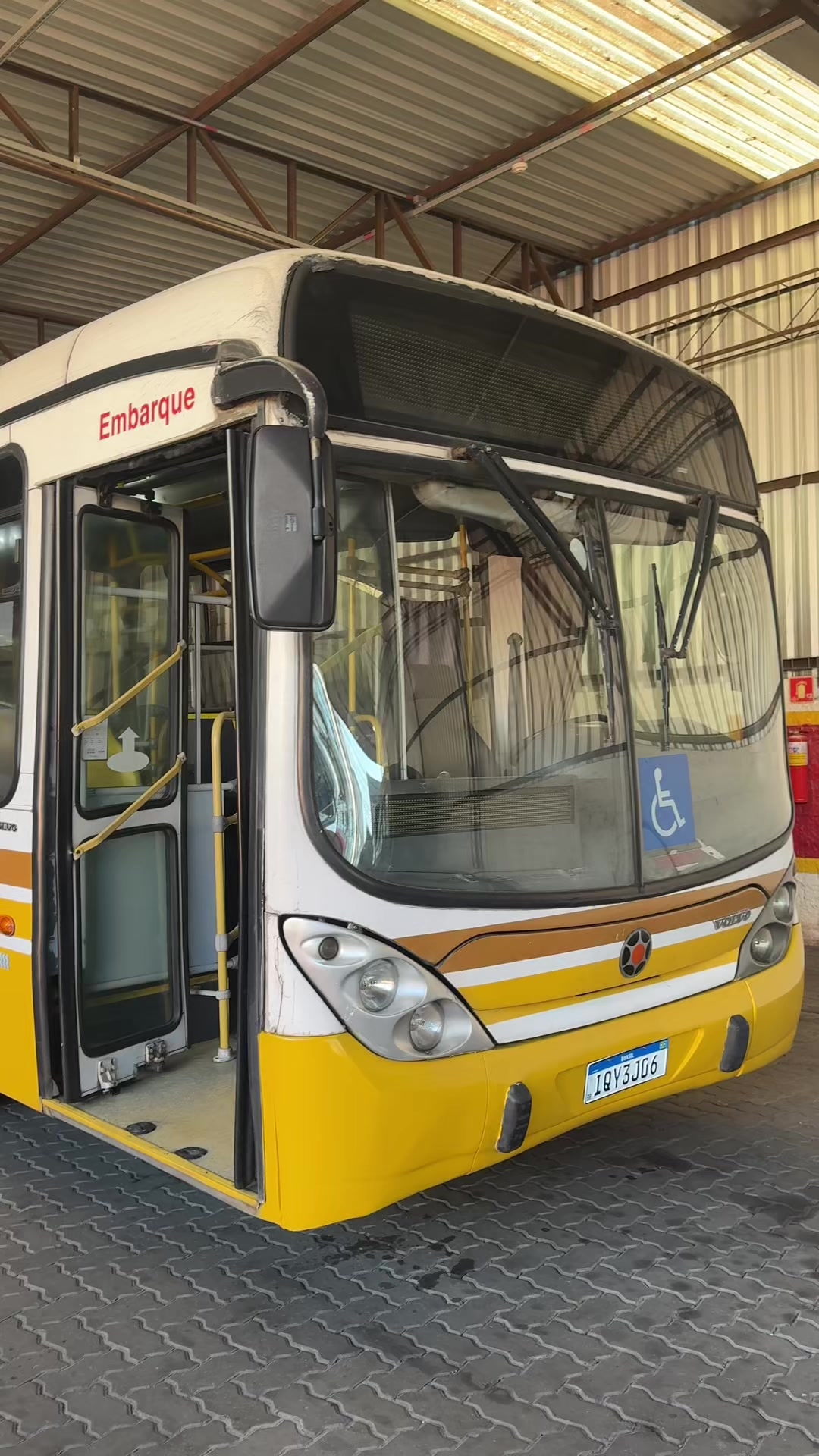 @Guria dos &ocirc;nibus