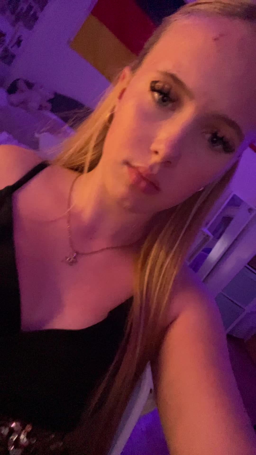 @𝑨𝒎𝒆𝒍𝒊𝒆🤍