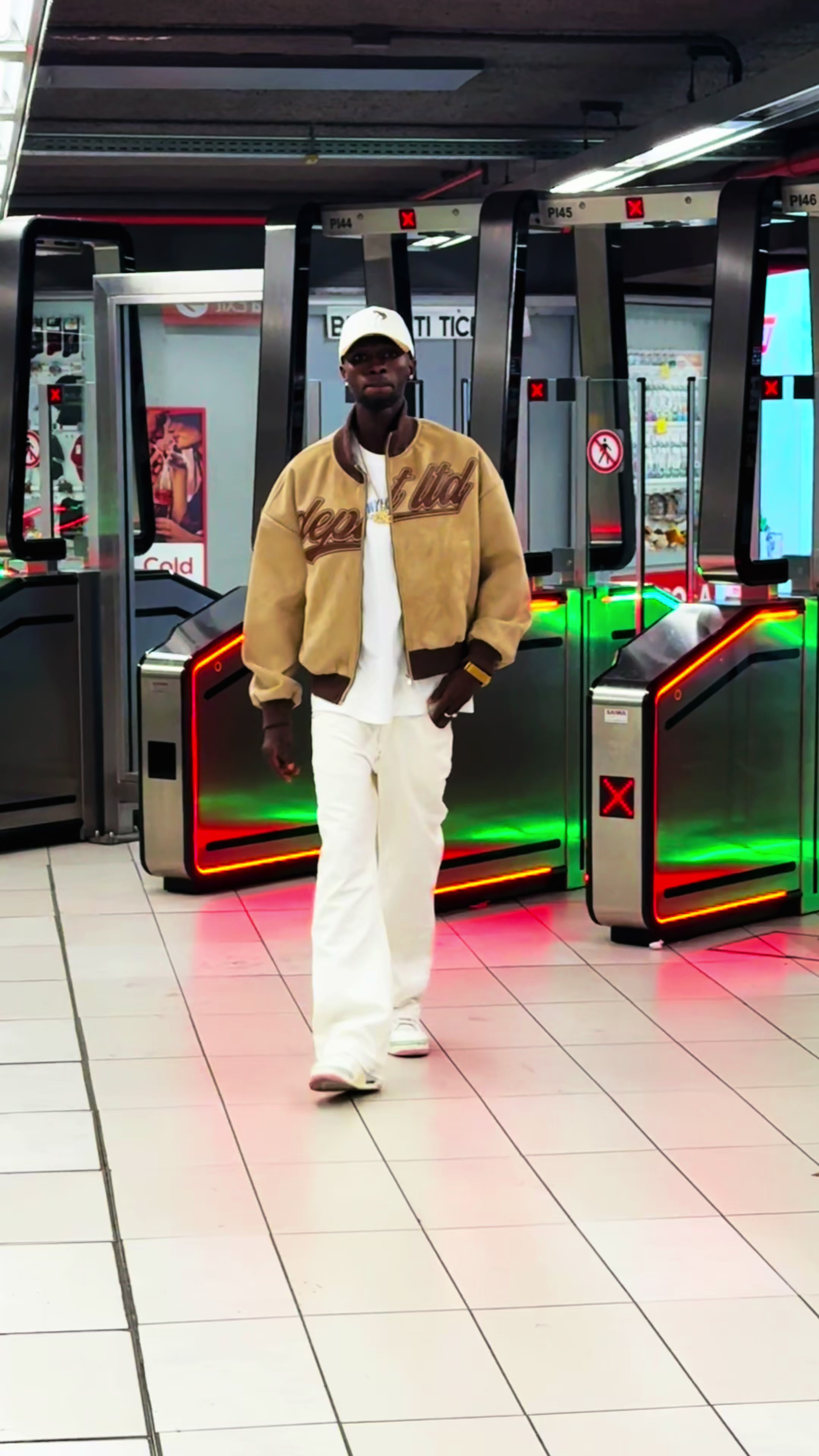 @Chanterboss1 🇬🇲🇮🇹