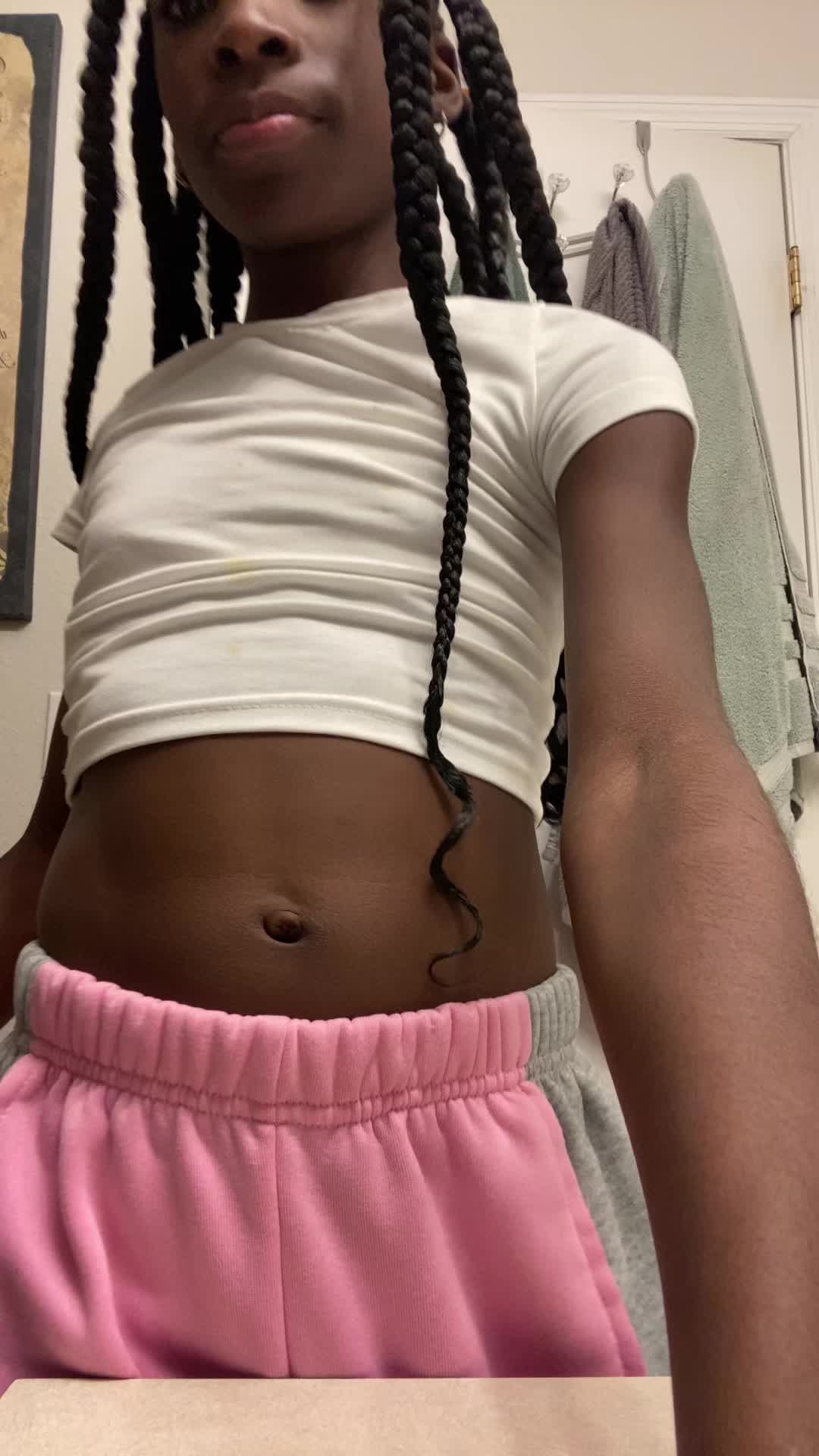 @TheOneAndOnlyVonkiera ๐