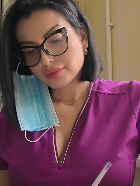 @elena💫