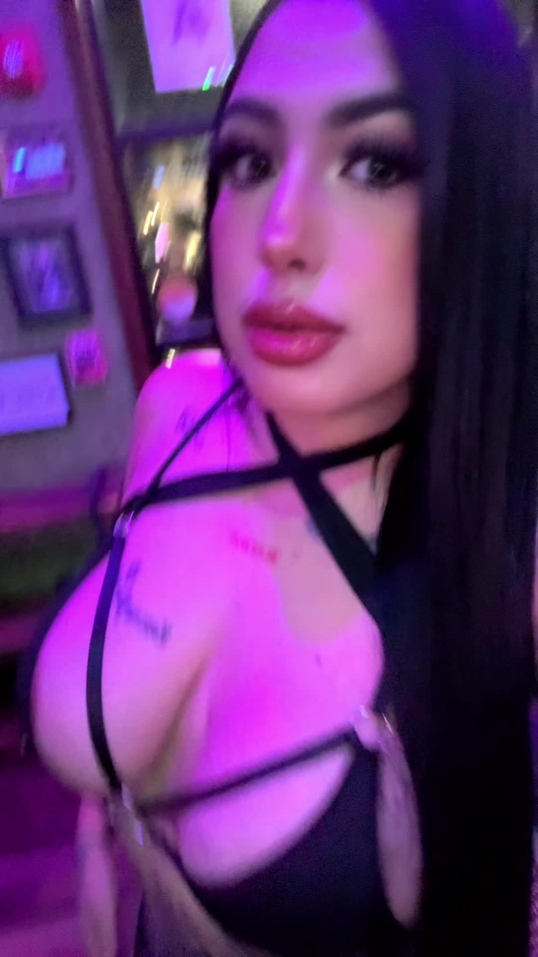 @Erikasaldana