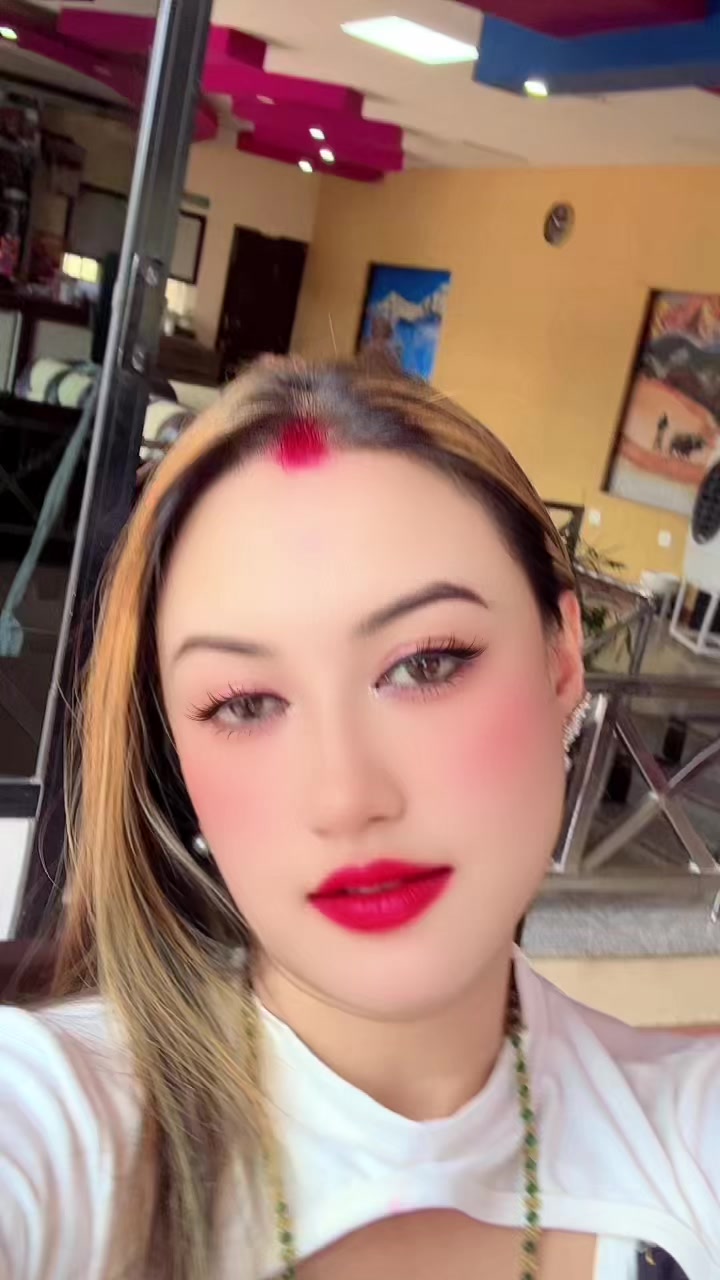 @Chadani queen🦋🥰❤️