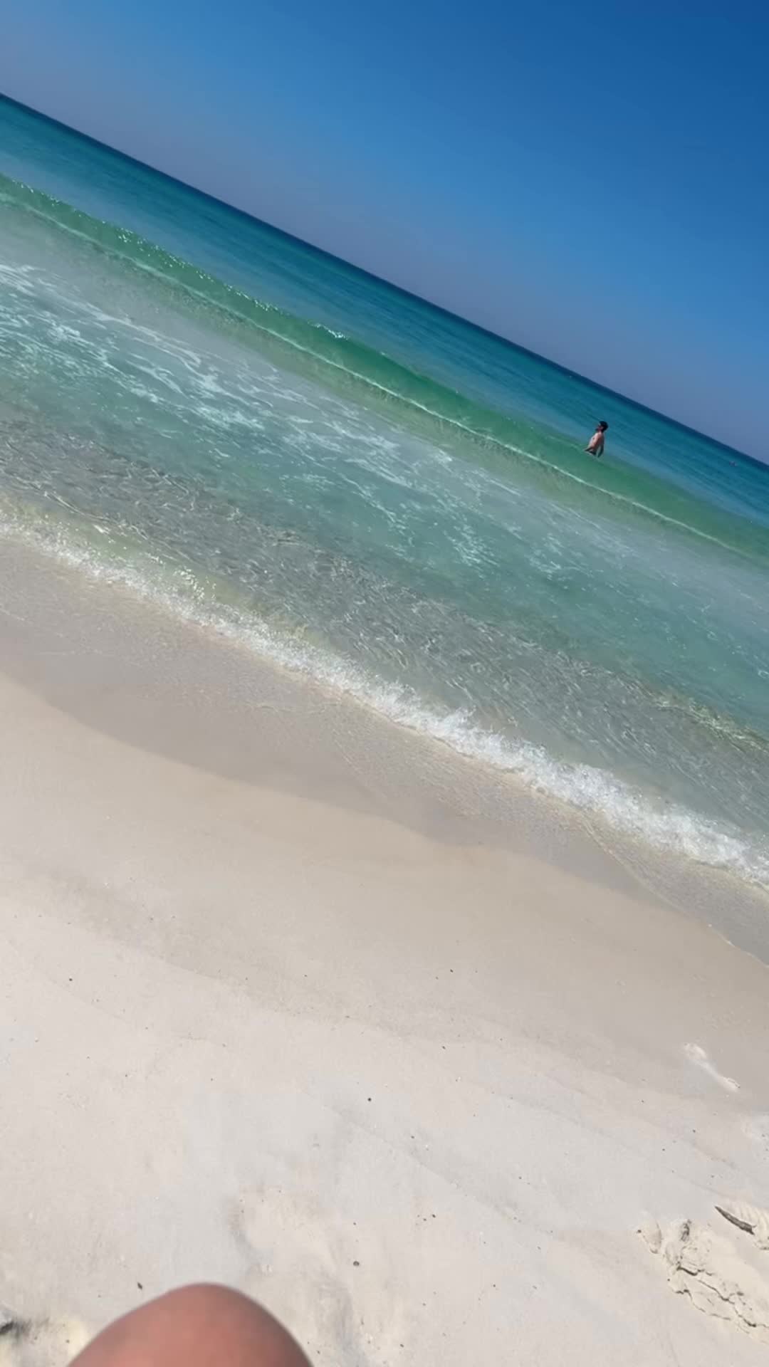 @LaceyNicole