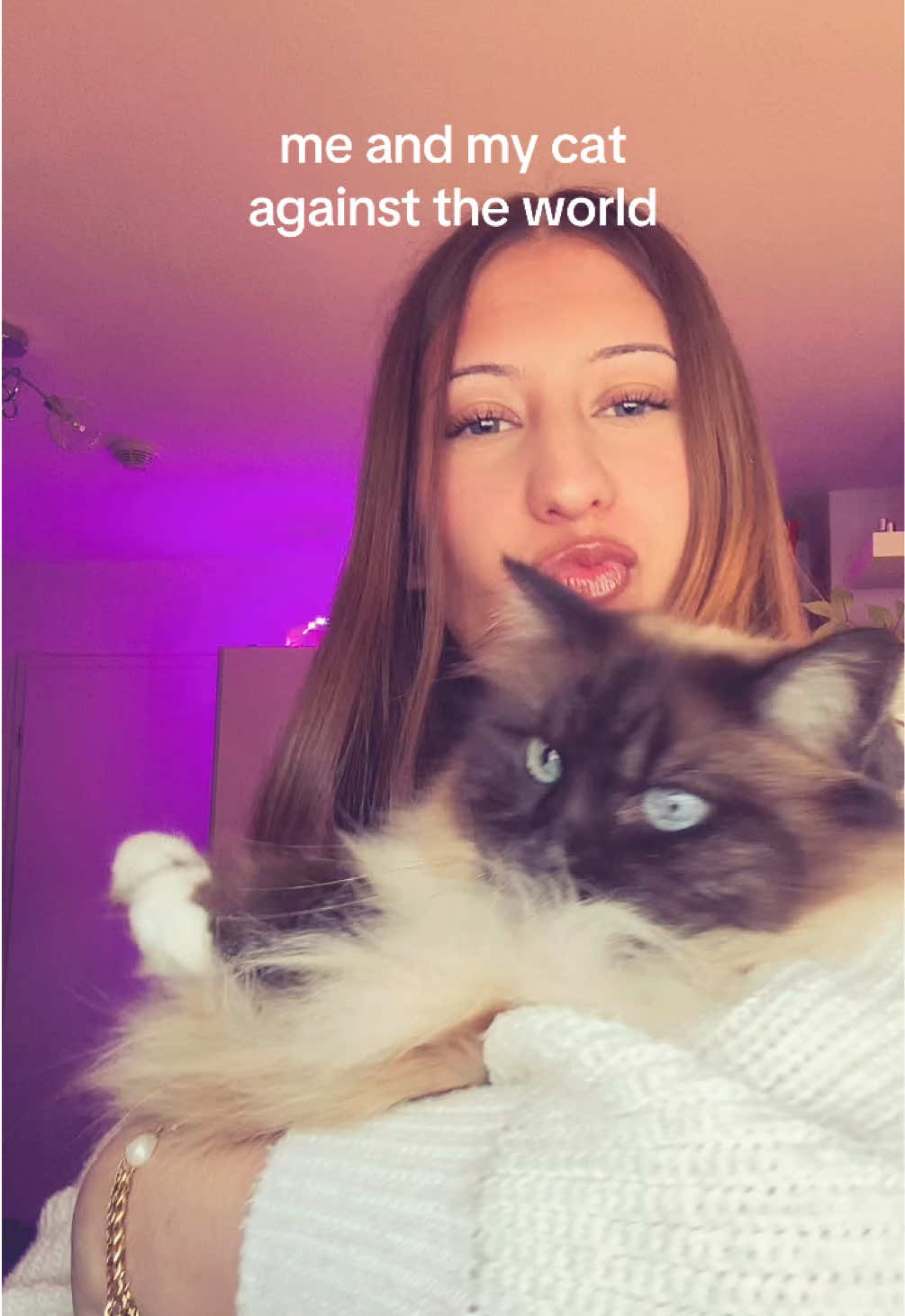 @Lᴀʀɪssᴀ