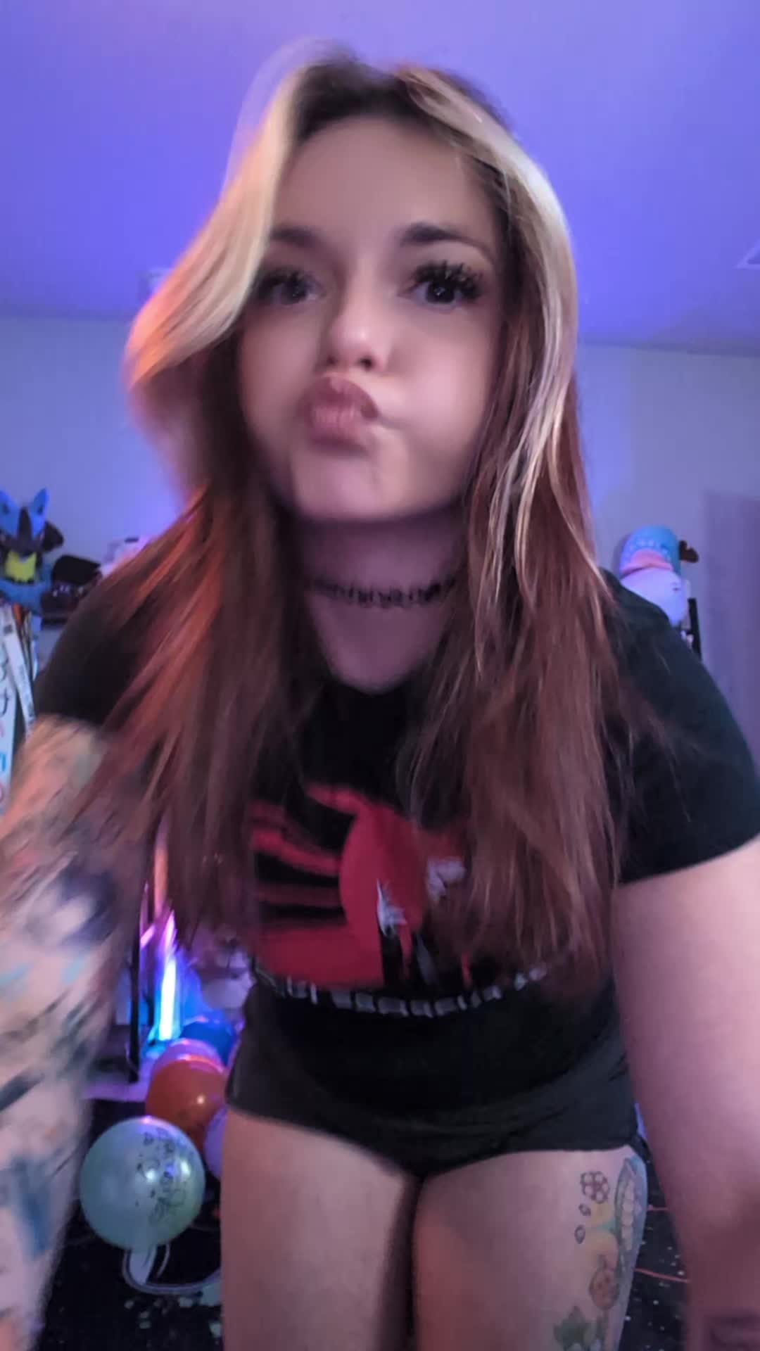 @BibbidiBobiBoo | Streamer