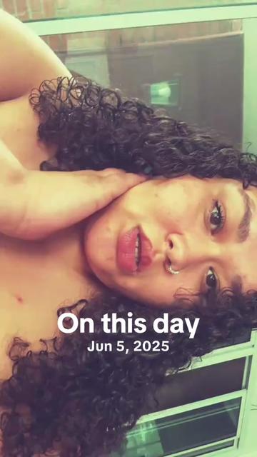 @CurlyheadZimmarria
