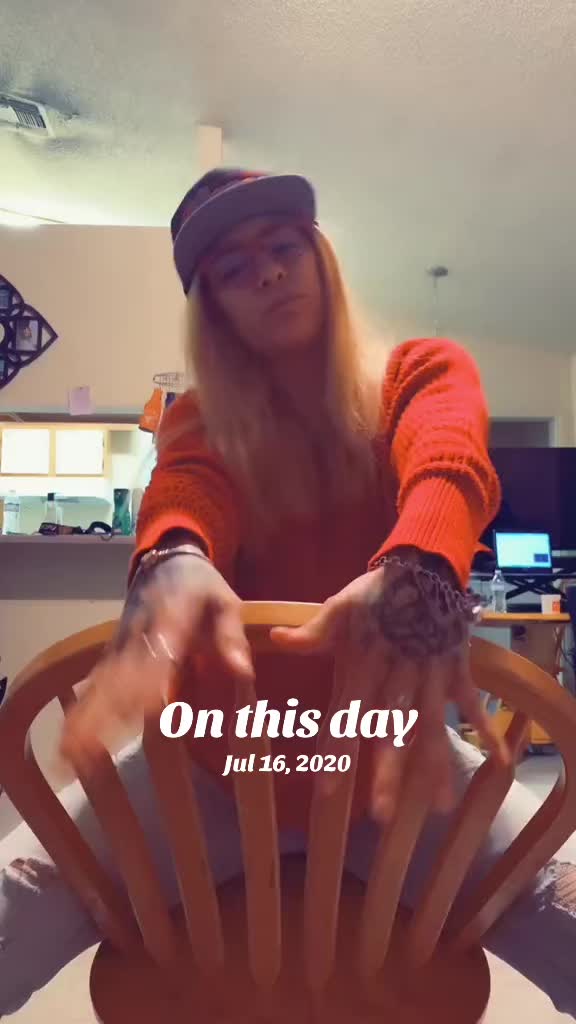 @MonaKombat