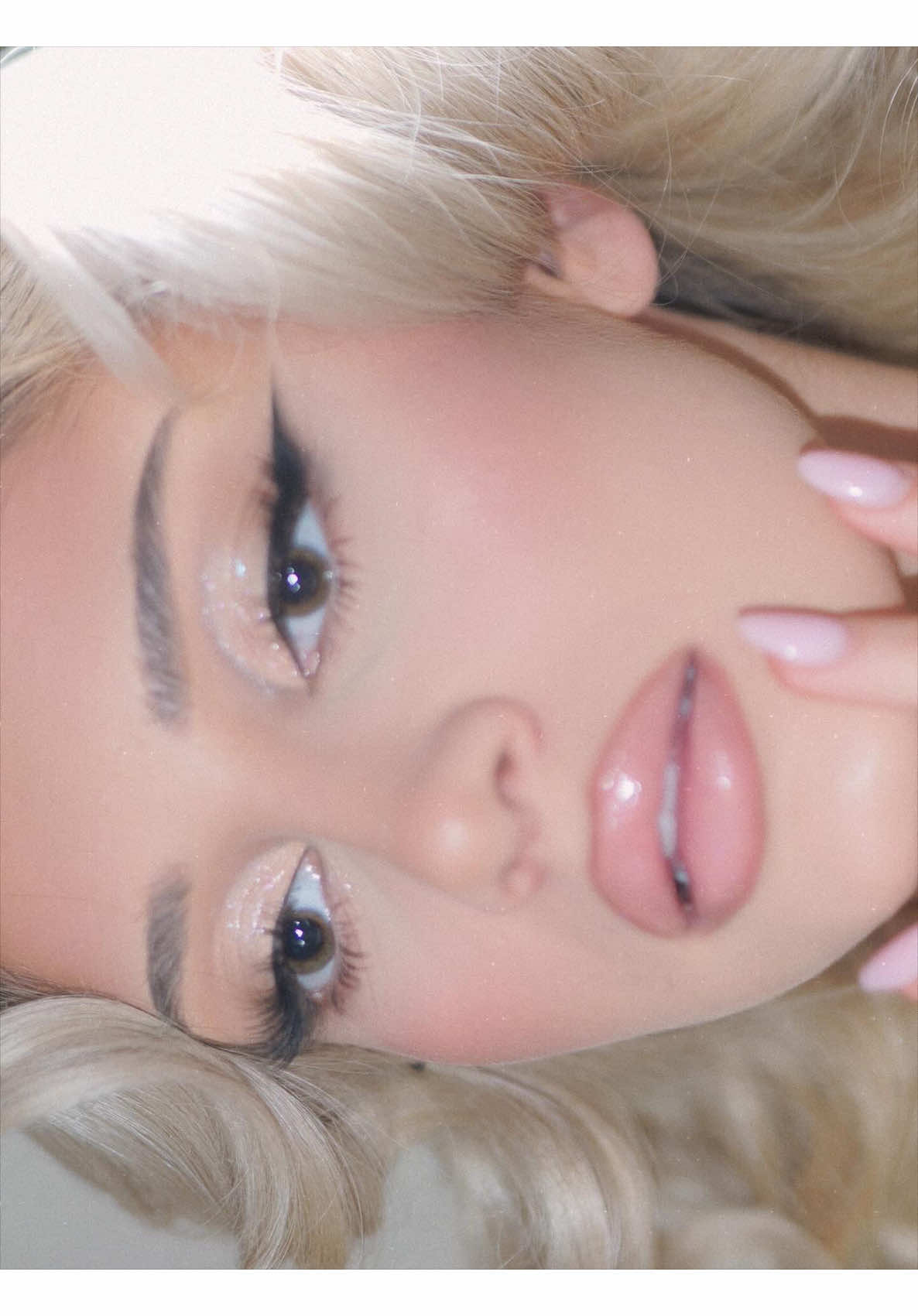 @MAKEUPBYYLLKE