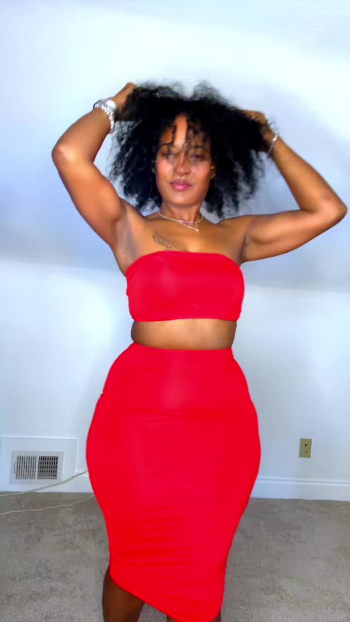 @Zimaluv a.k.a. Mz.Hipz