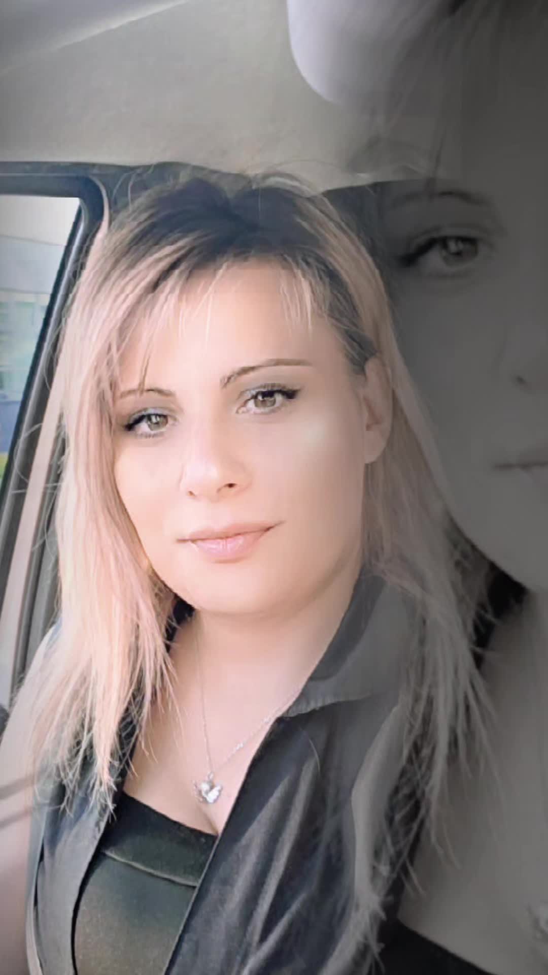 @biondastronzabastarda