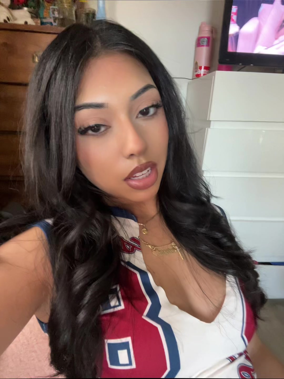@🌍