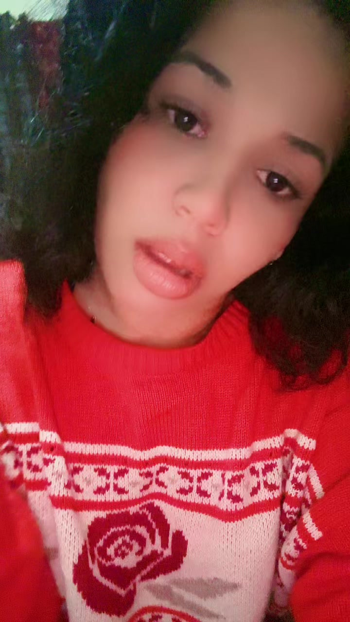 @Angelica25