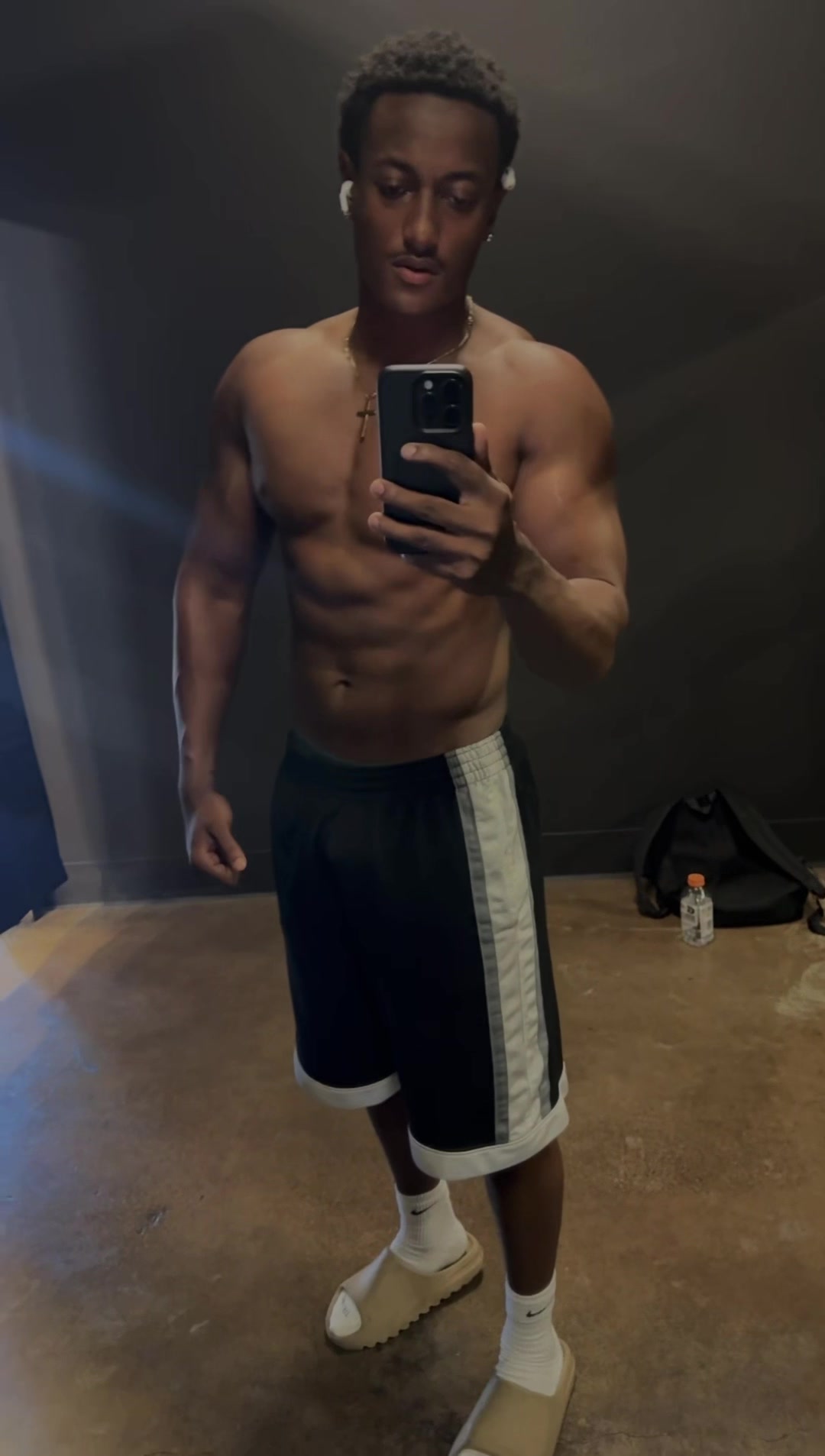 @.