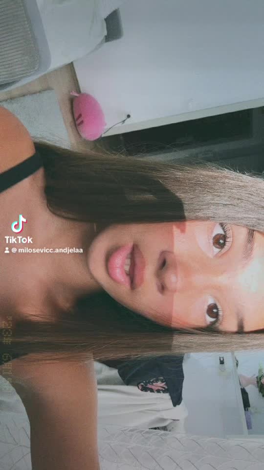 @andjela