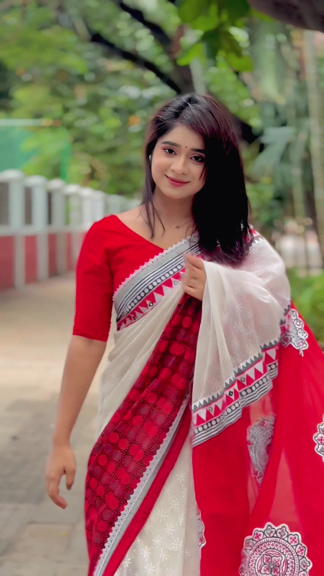 @Lamha Ansu 🇧🇩