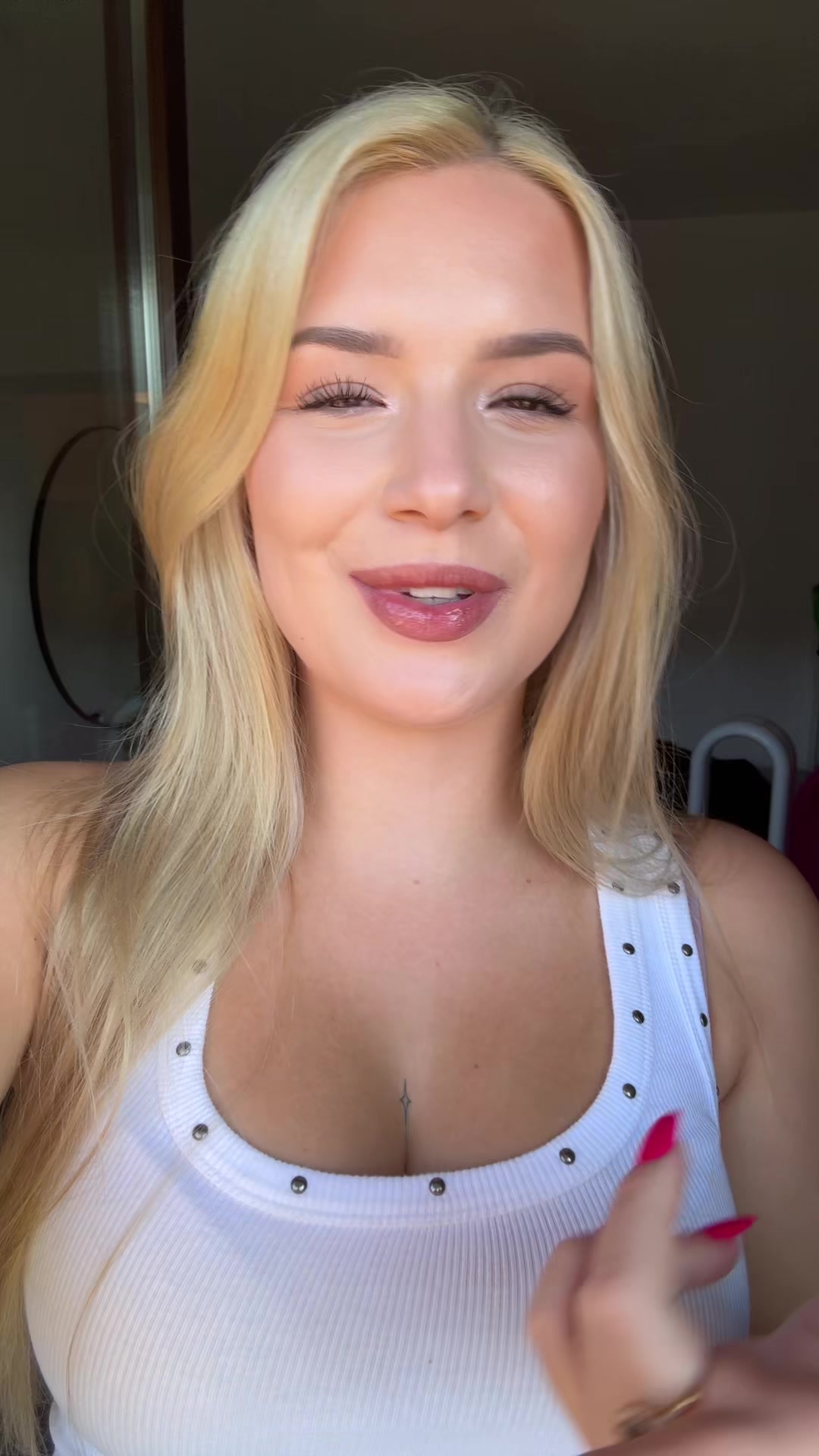 @Alma-Míra