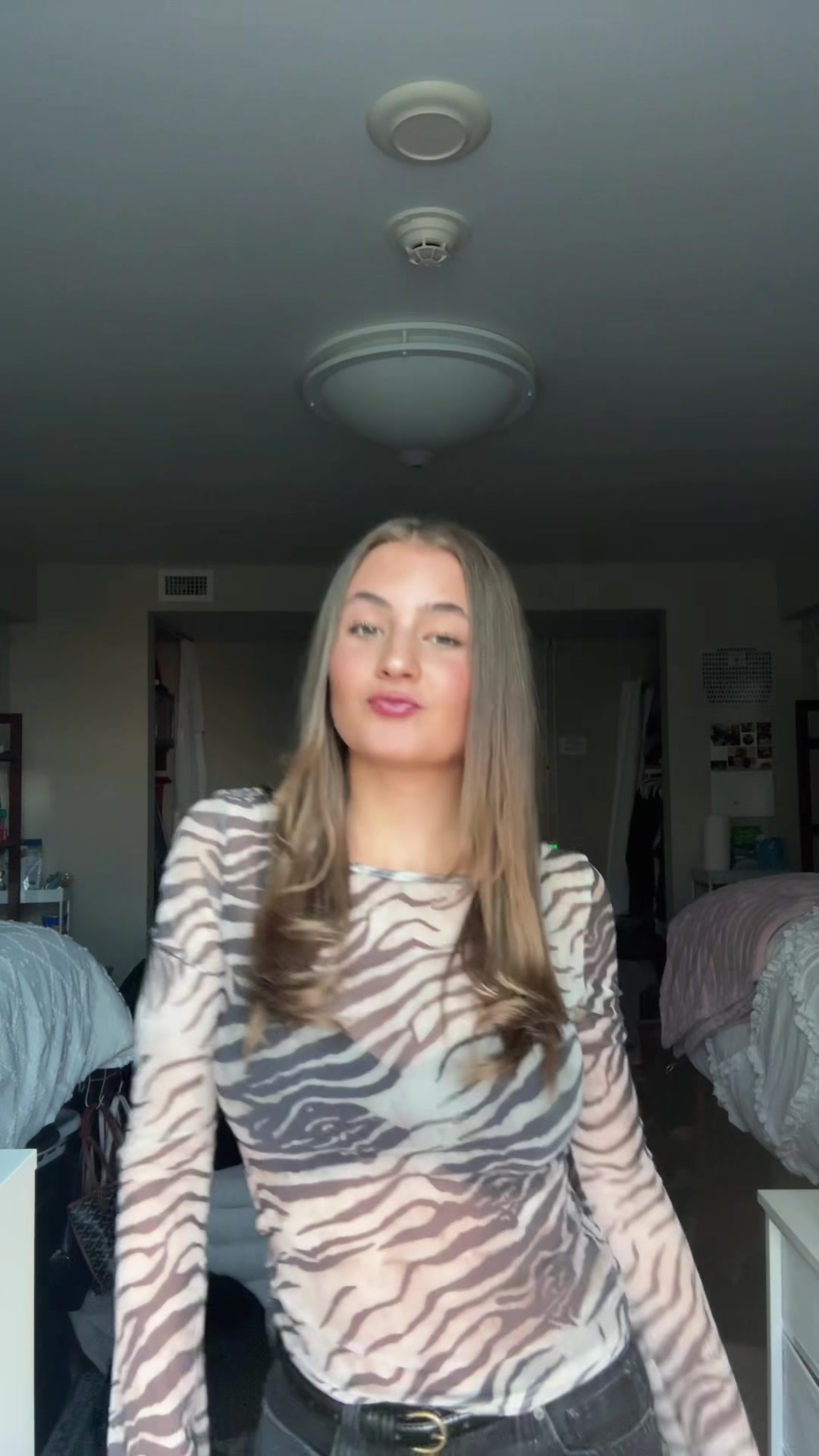 @Elisa