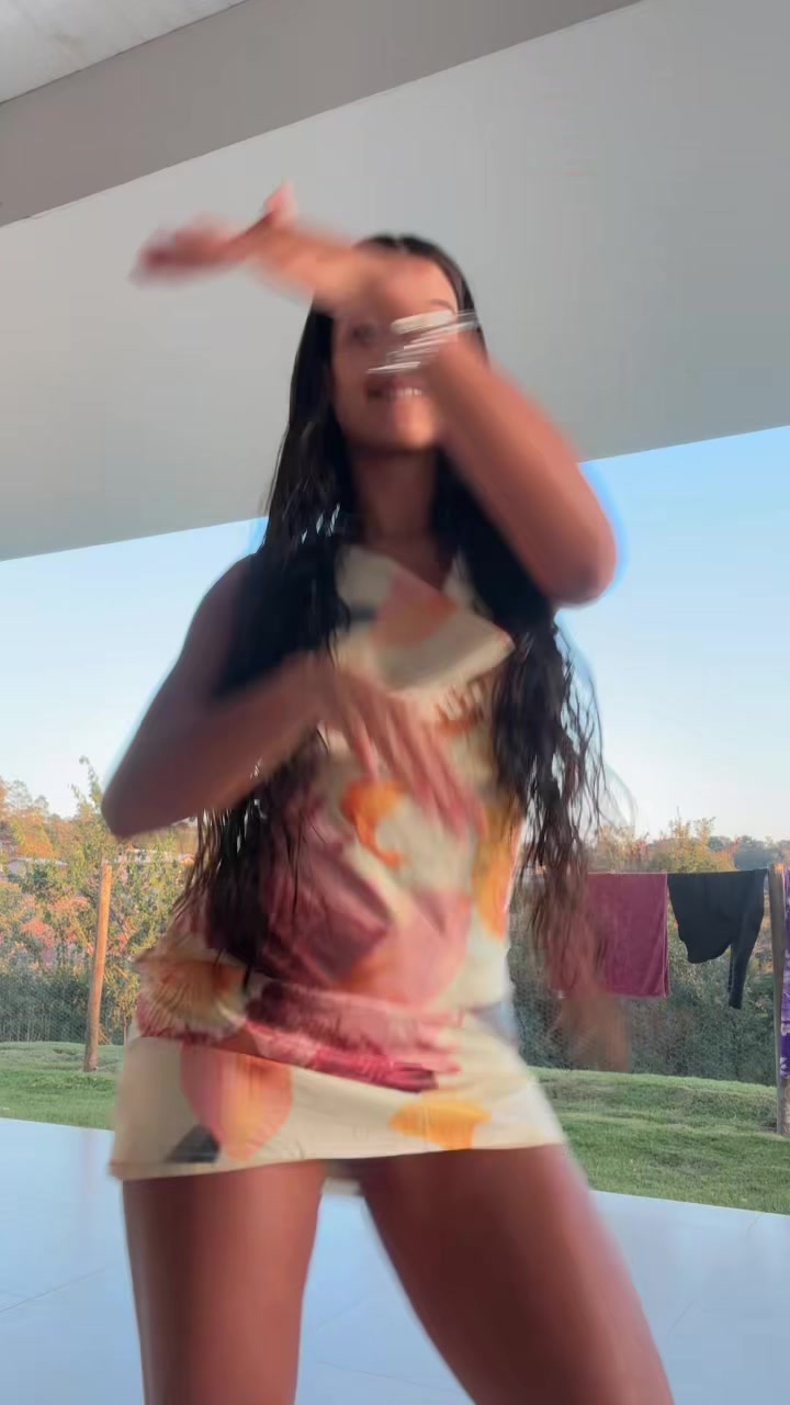@Livia Victor