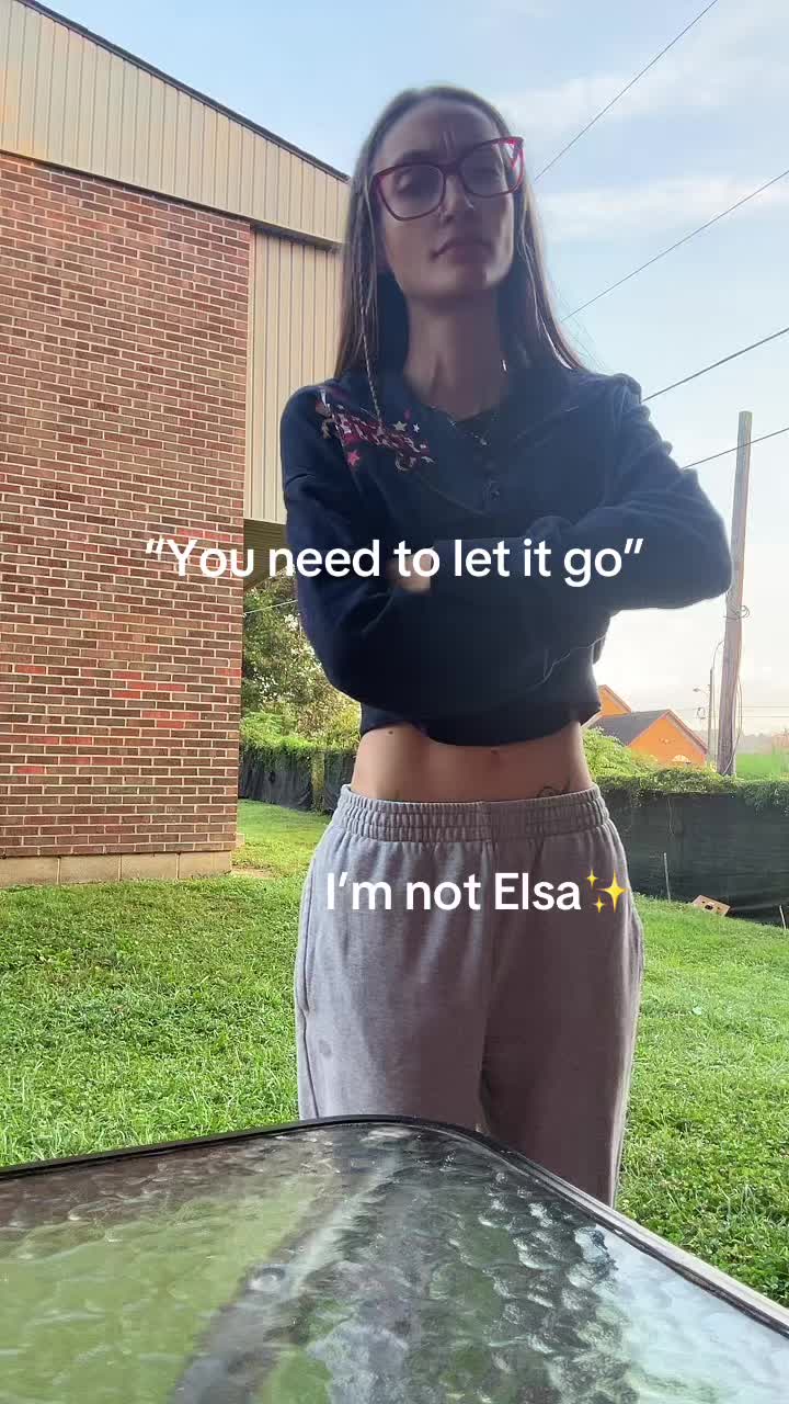 @Megan Perry