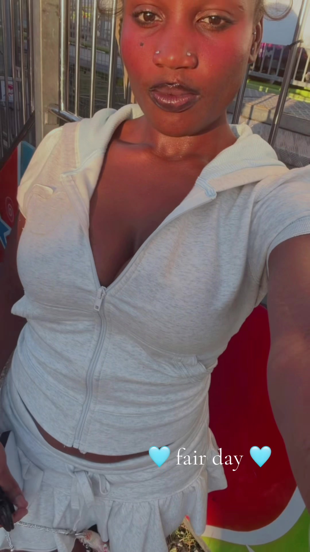 @🤗