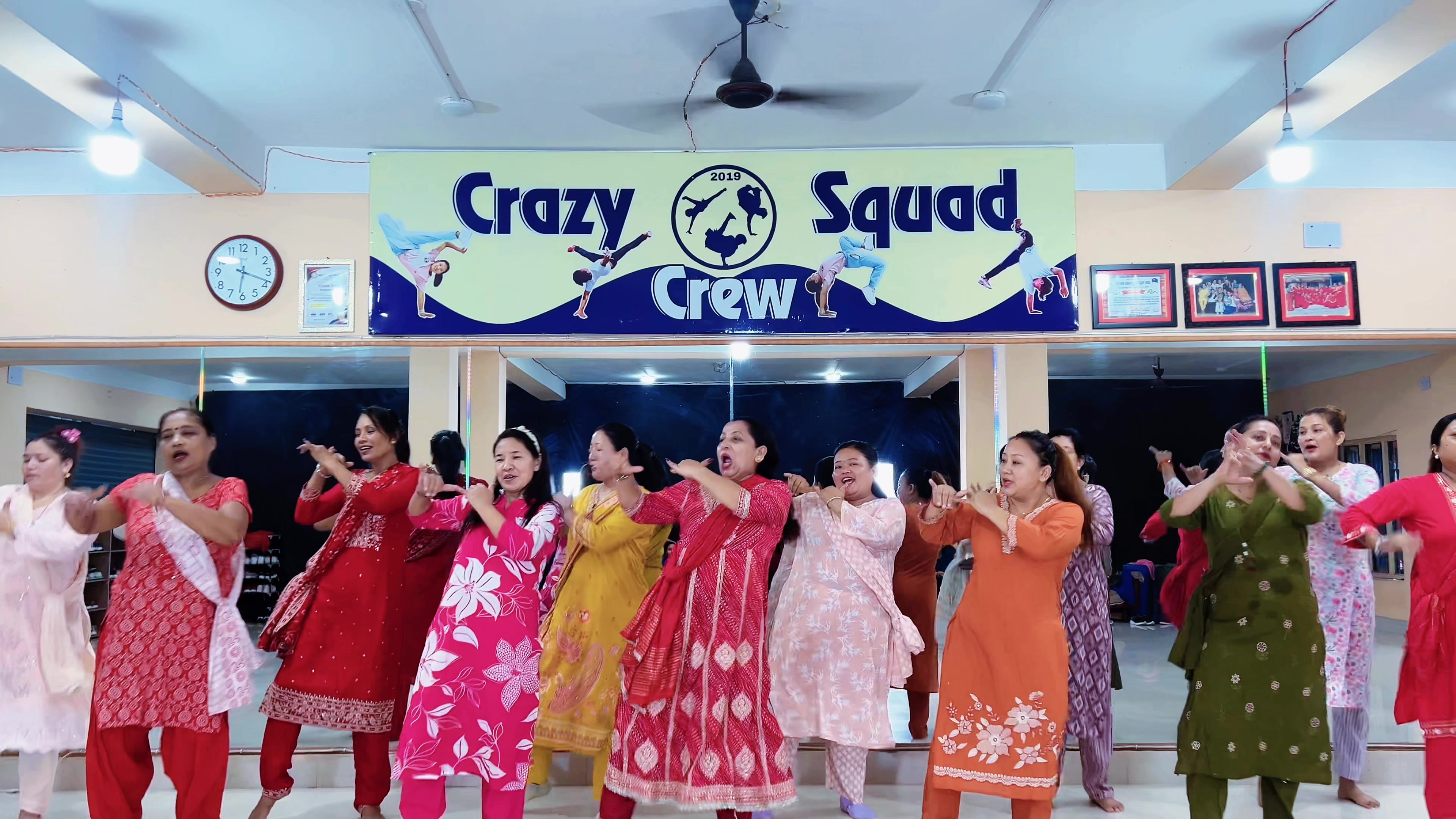 @Crazy Squad Crew
