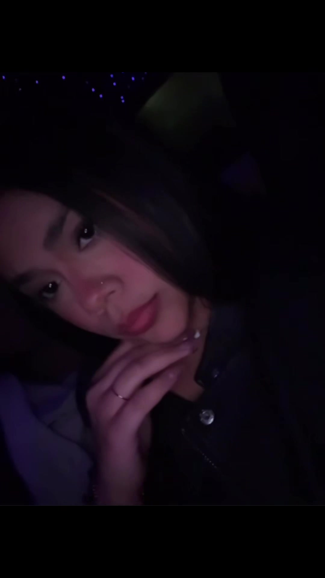 @daniela