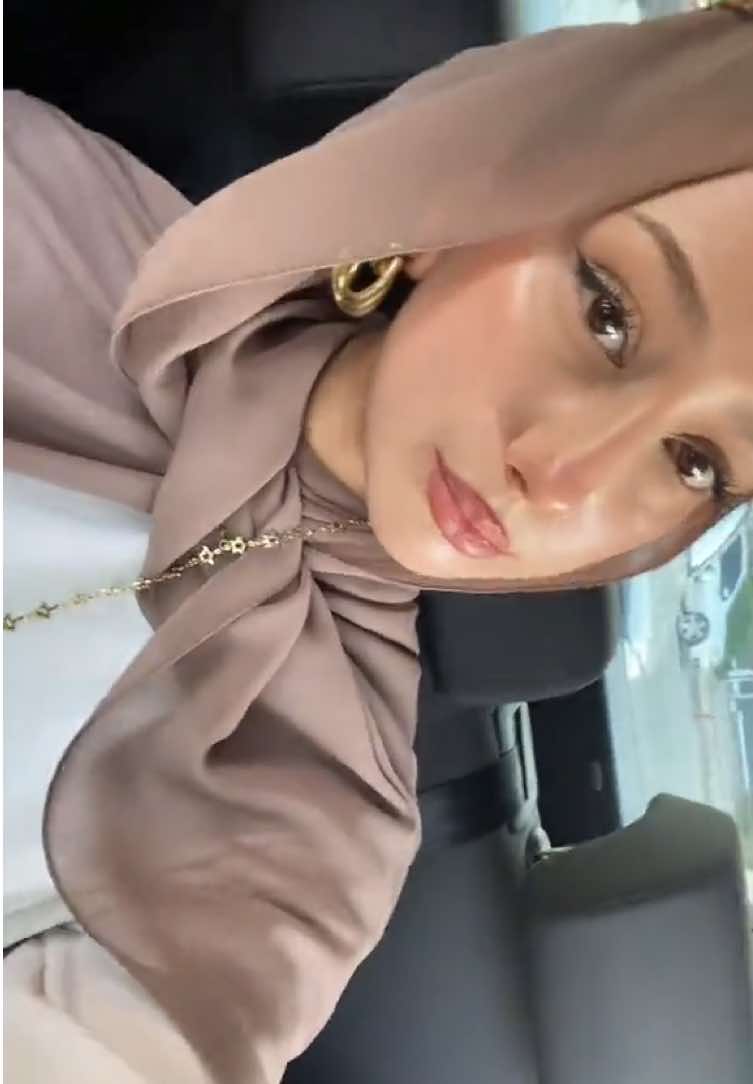 @𝒮𝑒𝓃𝒶