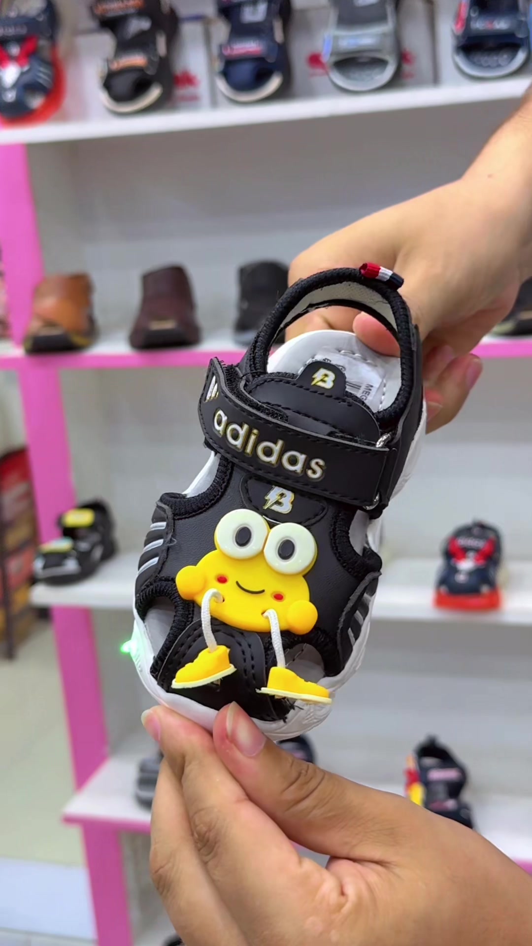 @Mega Shoes point Chakwal