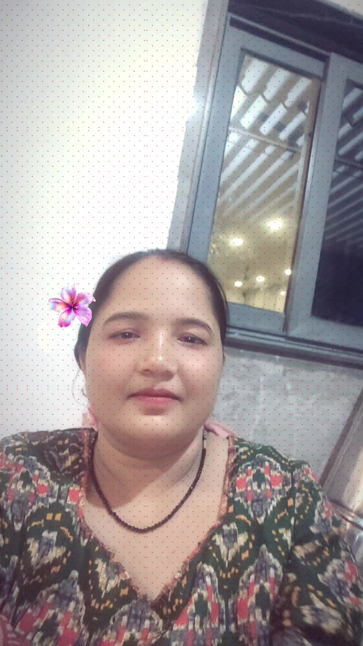@S..👩❤️💋👨..H