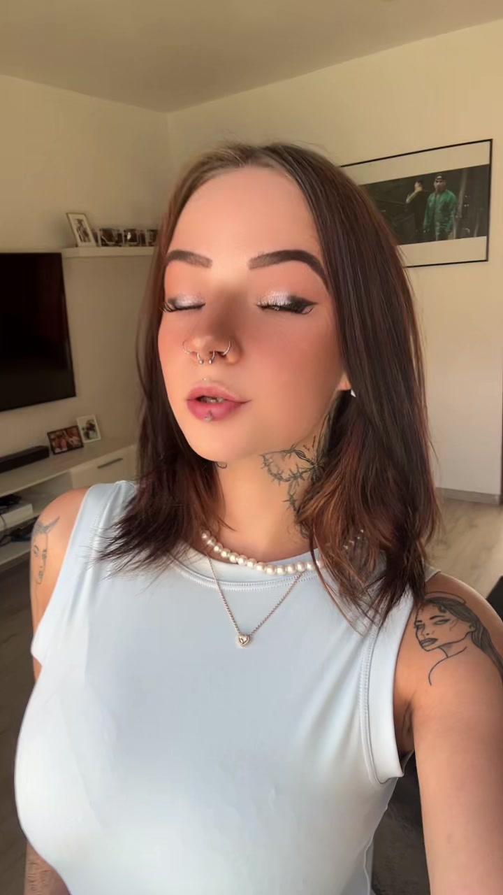 @Mrs_lina