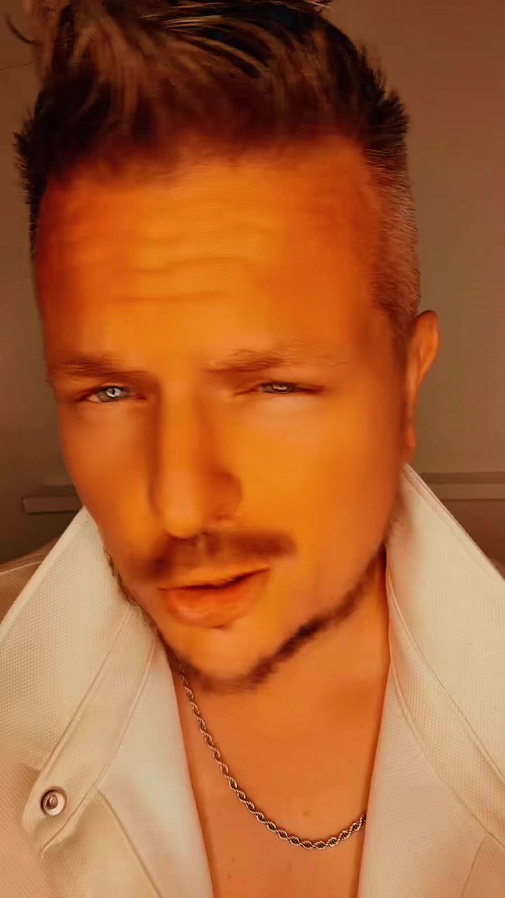 @Mario