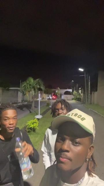 @𝐌𝐎𝐋𝐋𝐄𝐘