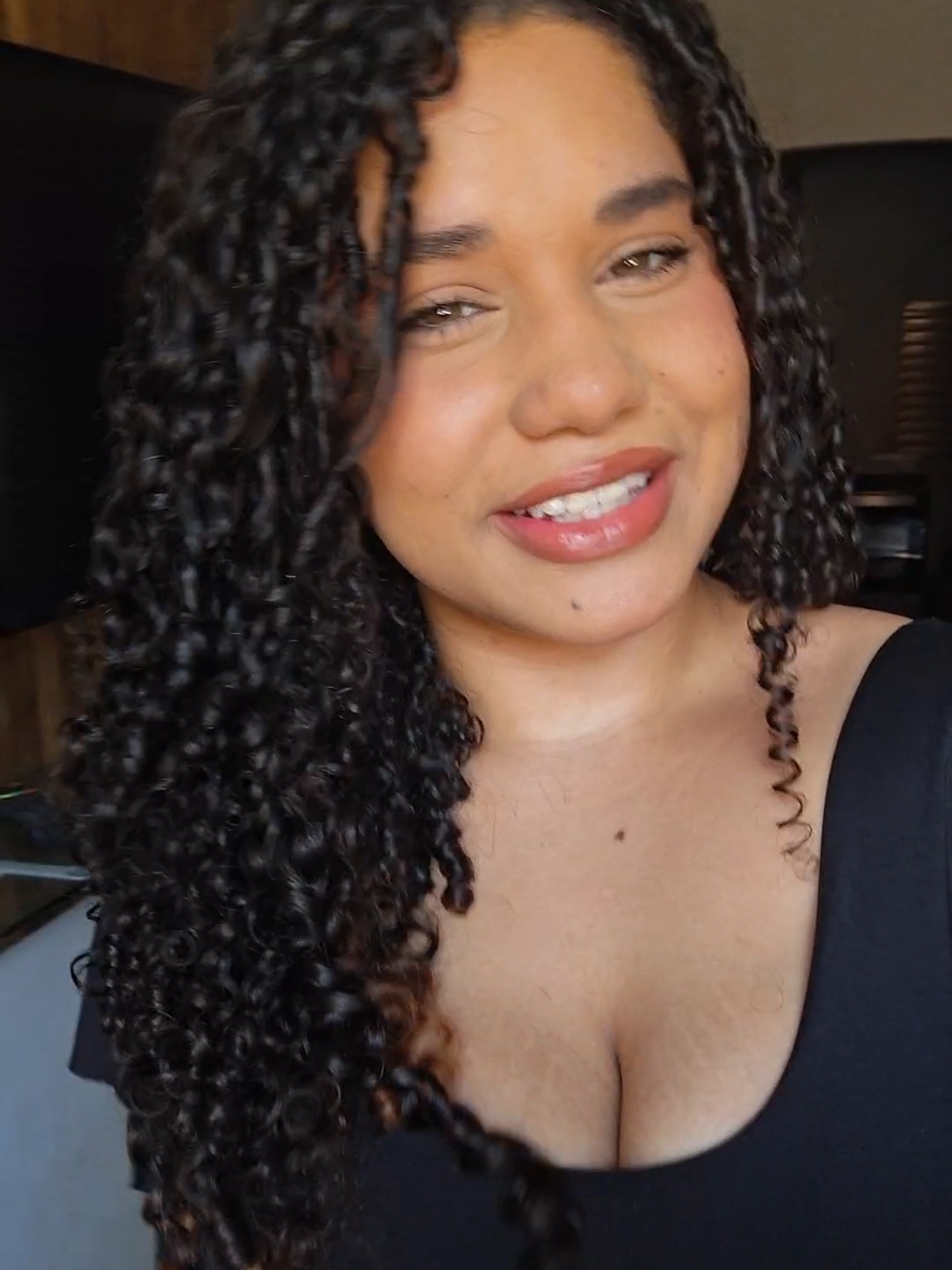 @Vitória Gularte