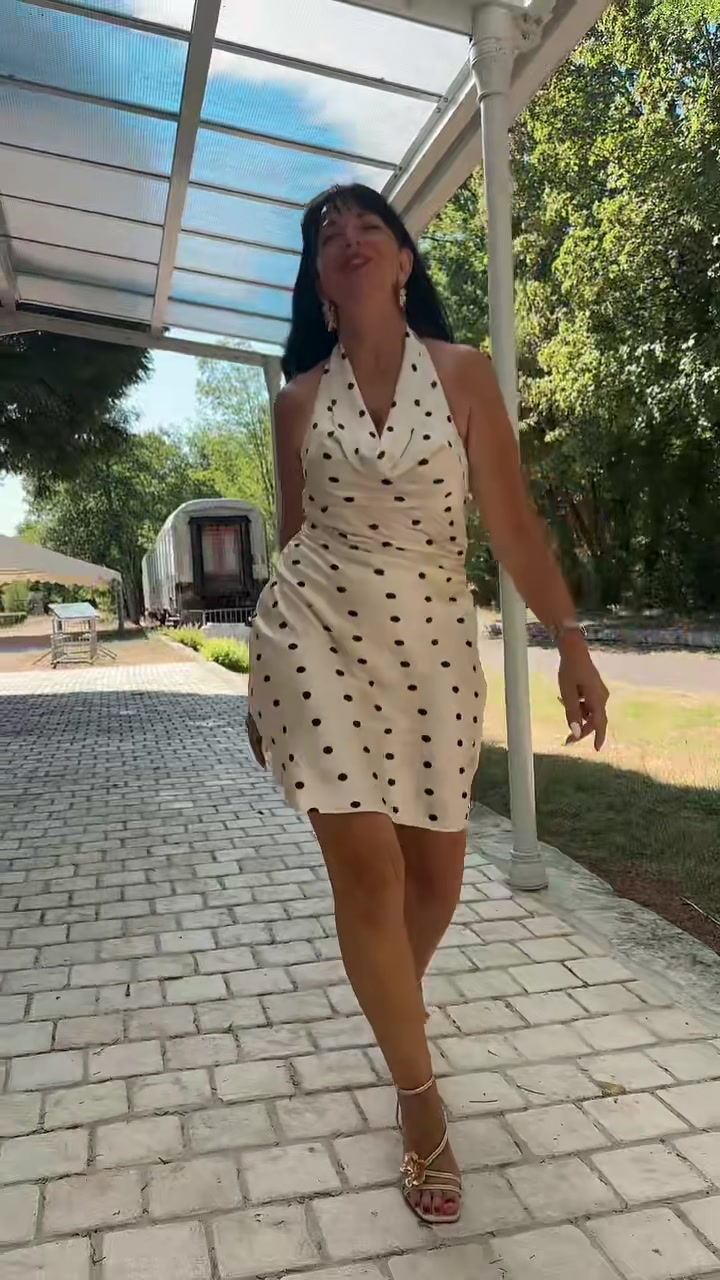 @Val718