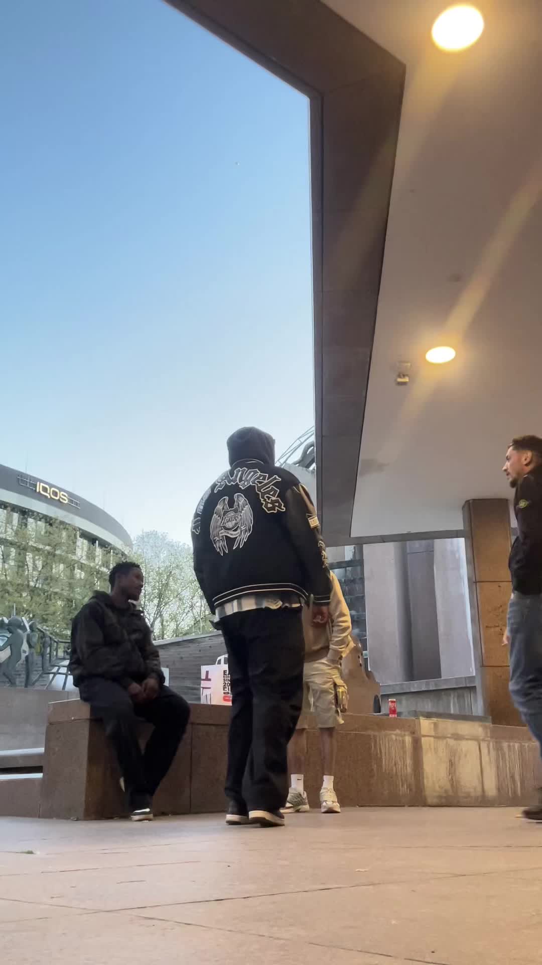 @&bdquo;CALL ME S&Auml;NG&ldquo;