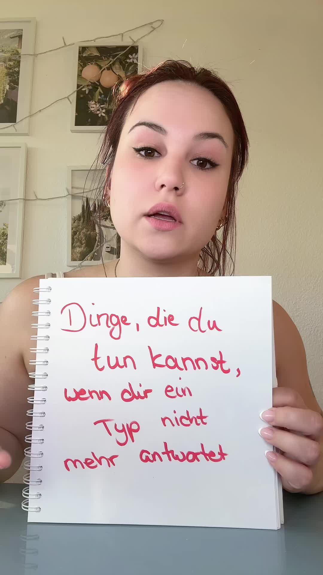 @laurassoberlife