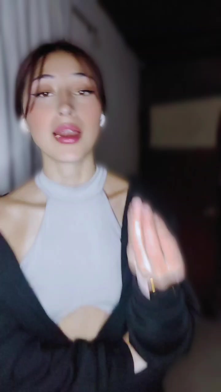 @𝑓𝑒𝑟𝑛𝑎𝑛𝑑𝑎 𝐴𝑟𝑖𝑎𝑠🌀