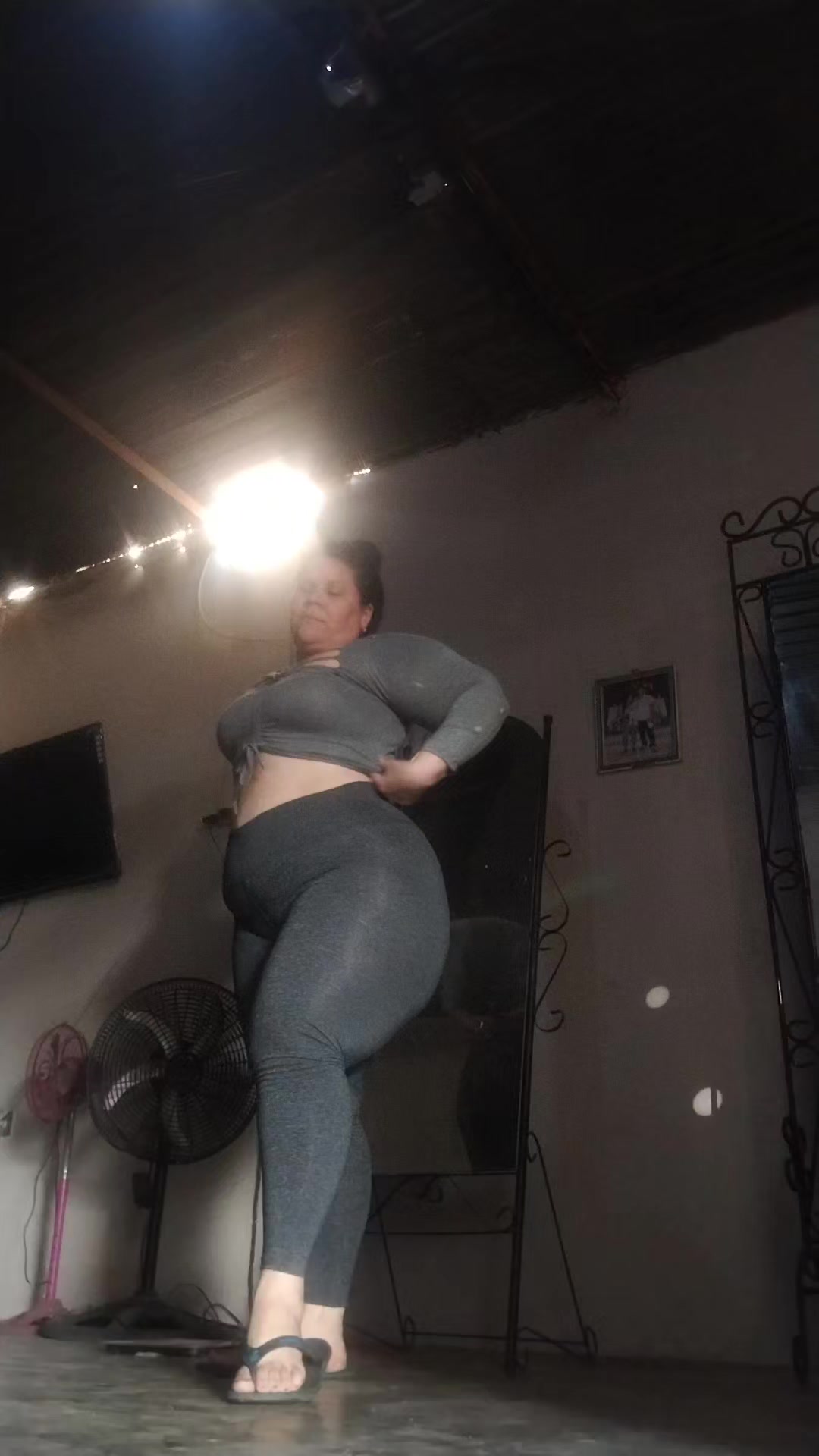 @la Do&ntilde;a gata