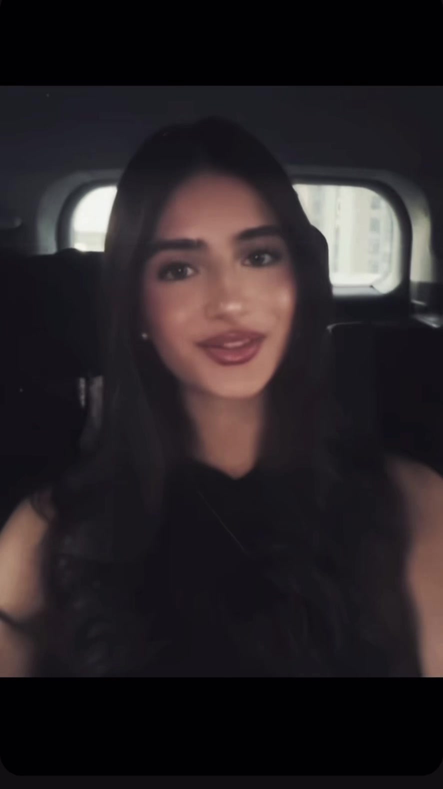 @arishaeshaikhfanpage